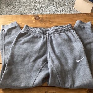 Nike jogger sweatpants